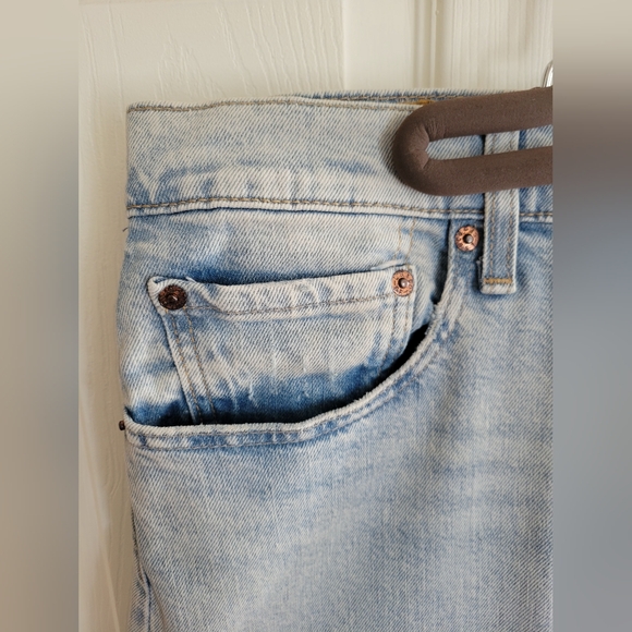 Levi's 32W 32L slim fit pre faded/ripped/distressed jeans - Picture 9 of 13